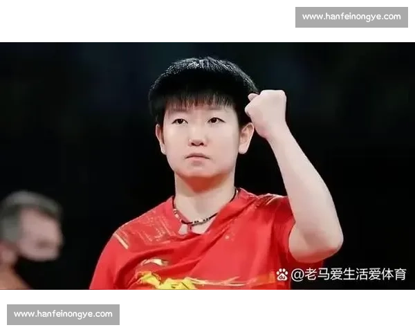 球迷凌晨 4 点打卡晒图：我是全场第一！